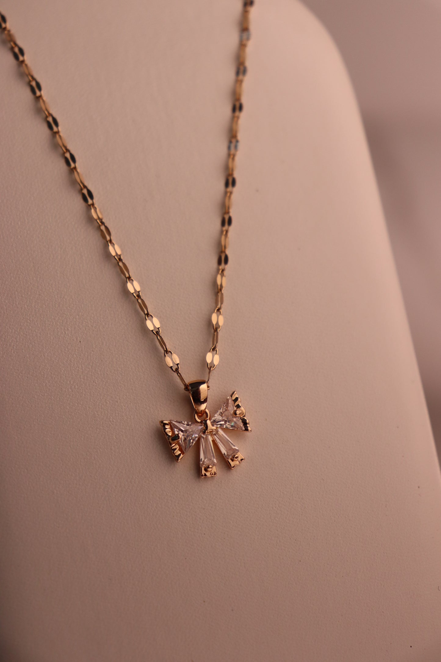 Bow Pendant Necklace